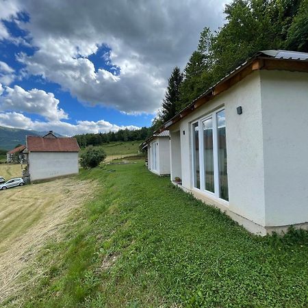 Gusinje Oazaa Retreatヴィラ エクステリア 写真