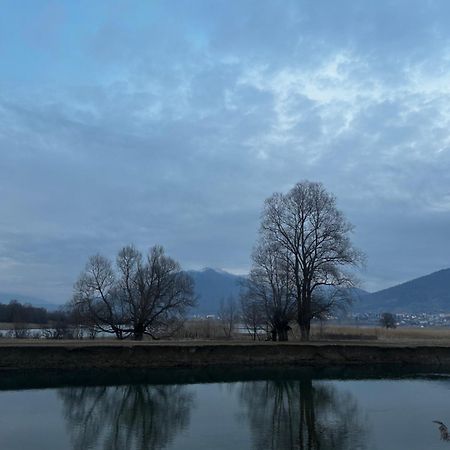 Gusinje Oazaa Retreatヴィラ エクステリア 写真