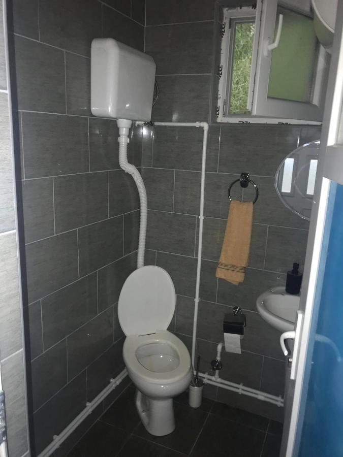 Gusinje Oazaa Retreatヴィラ エクステリア 写真